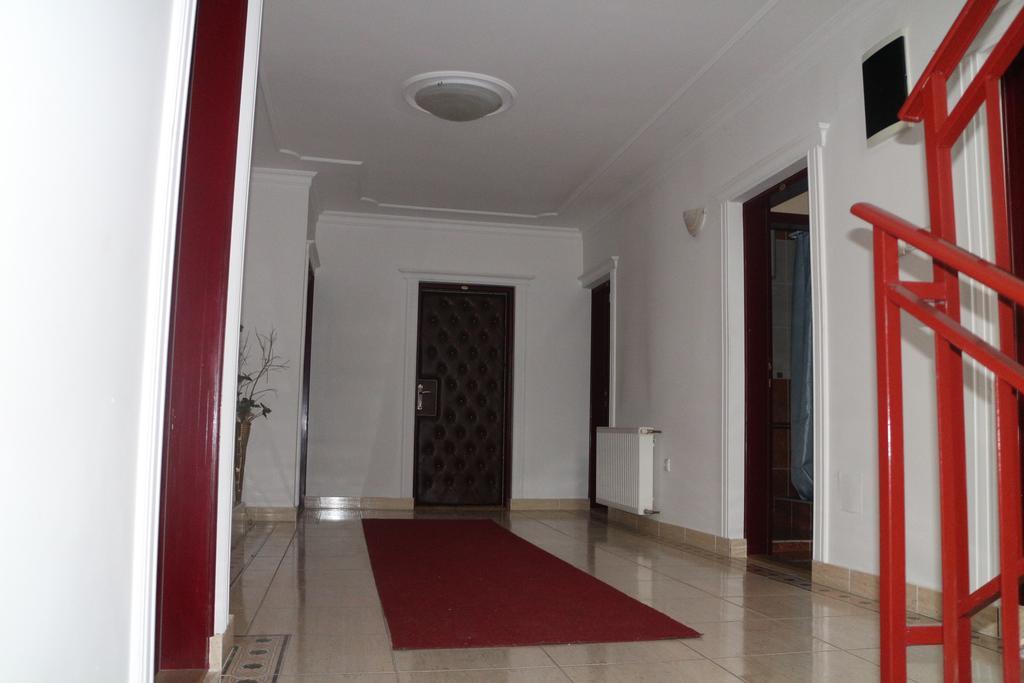 Kuca Veljovica Motel Beograd Ngoại thất bức ảnh